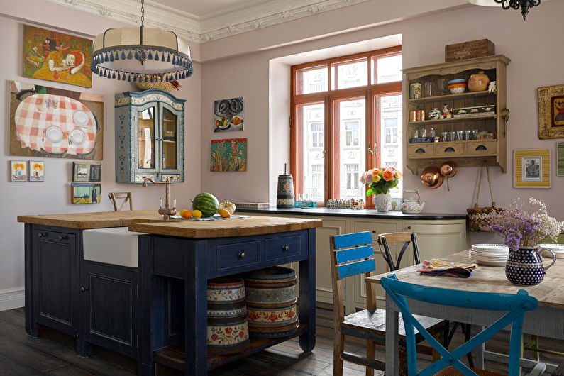 Kitchen interior design with island - photo