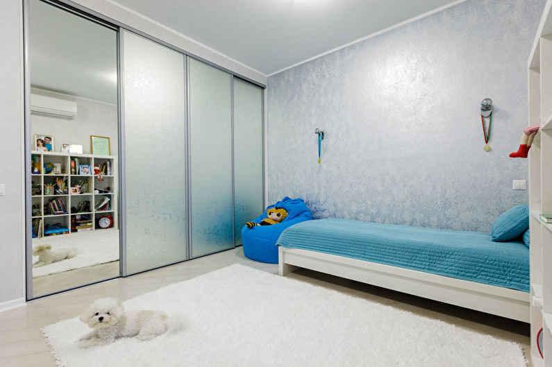 Black and White Fairy Tale Apartment - photo 9