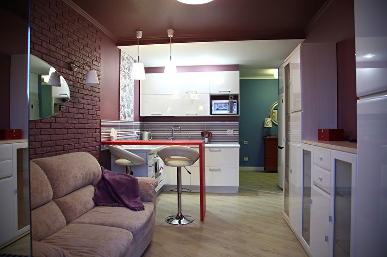 Spanish Wind: Small apartment for a girl