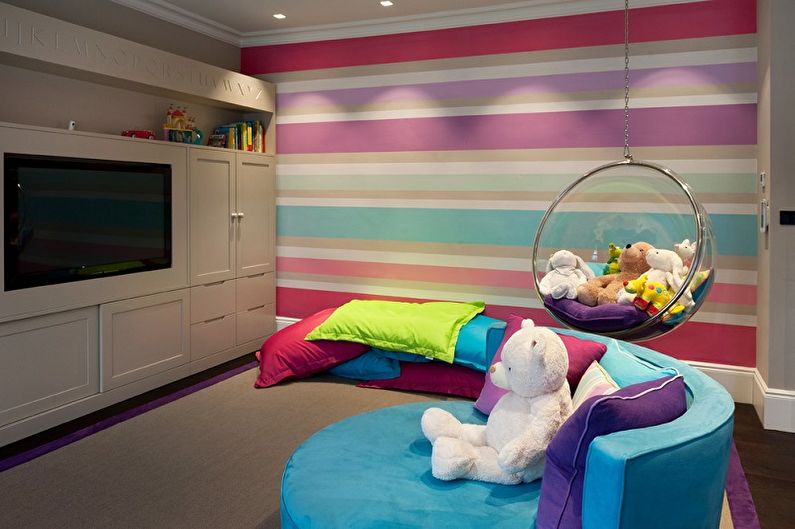 Small Kids Room Design - Wall Decoration