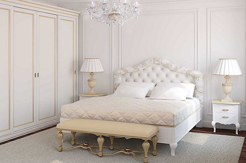 Small bedroom in a classic style - Interior Design