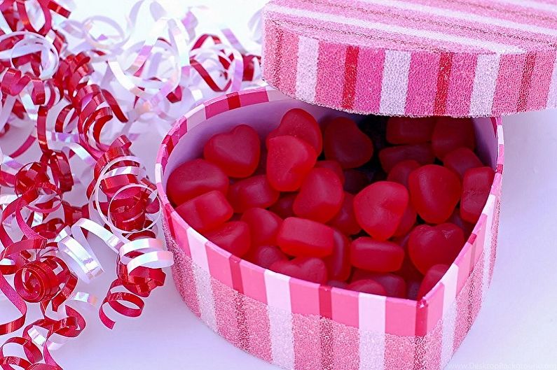 DIY February 14 Gifts - Photo Ideas