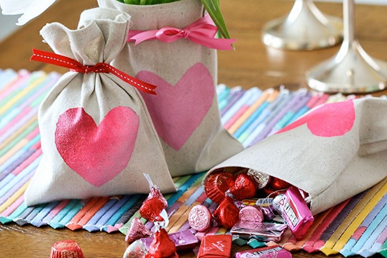 DIY February 14 Gifts - Photo Ideas