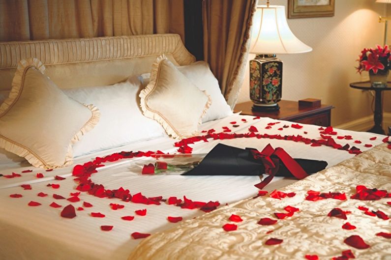 We decorate the apartment on February 14 - photo