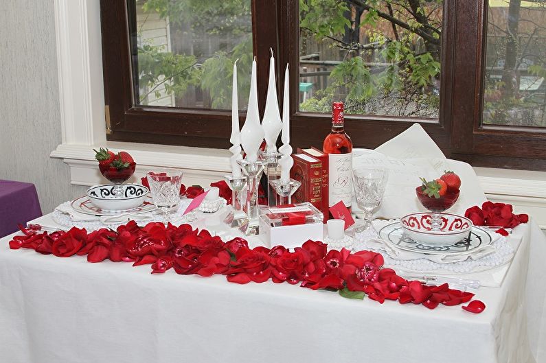 We decorate the apartment on February 14 - photo