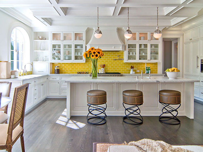 Italian style kitchen interior - photo