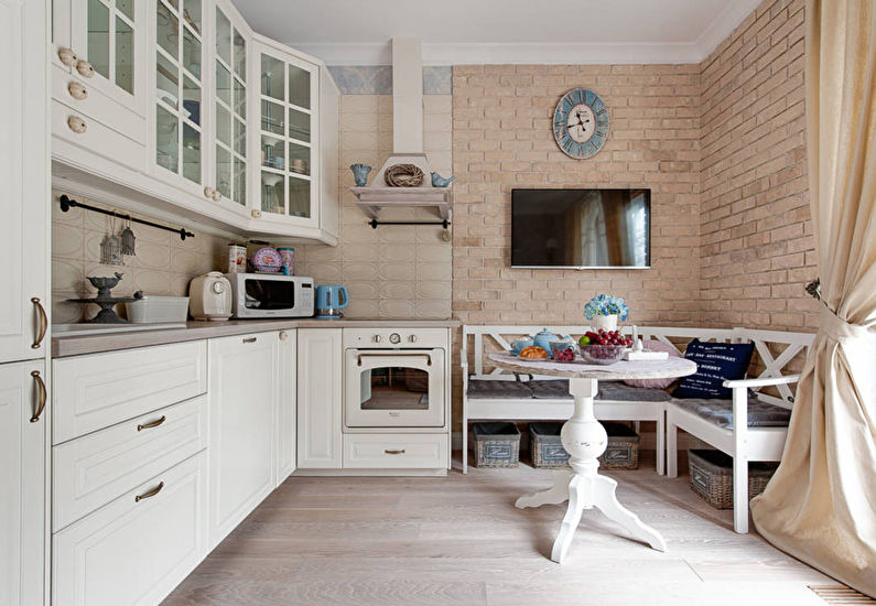 Design of a small kitchen in the style of provence