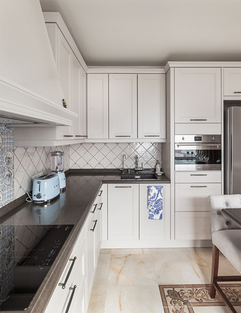 Fragrance of Delicacy: Design of a light kitchen
