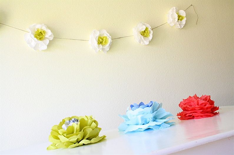 DIY flowers from napkins - photo