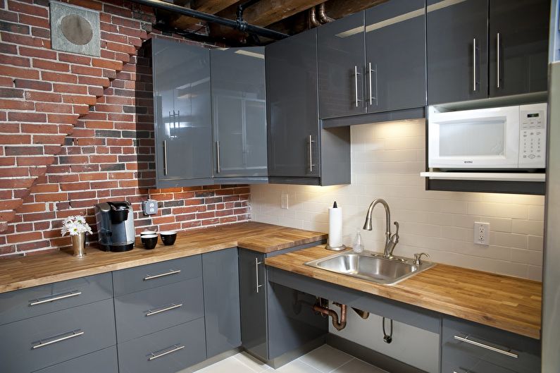 Grå farve i det indre - loftstil