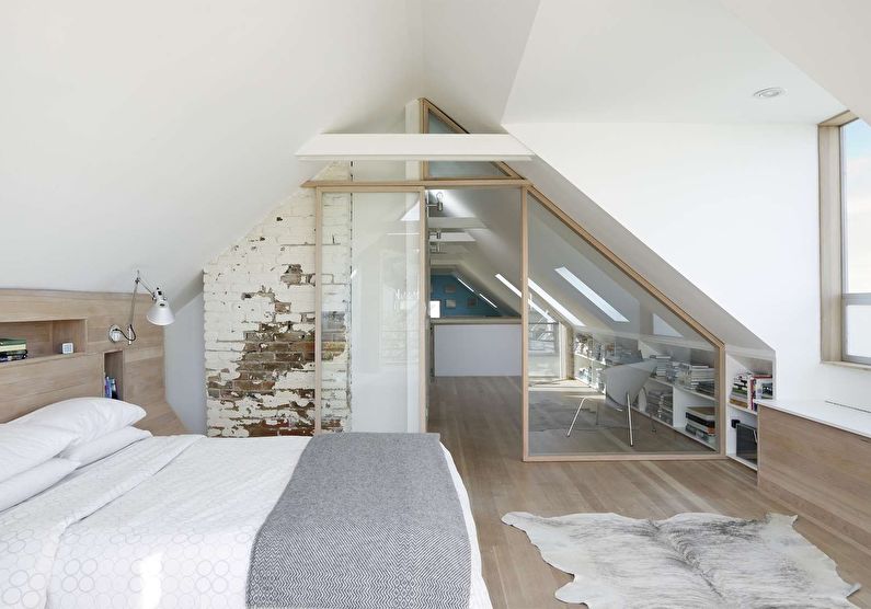 Glass partitions in the interior of the apartment