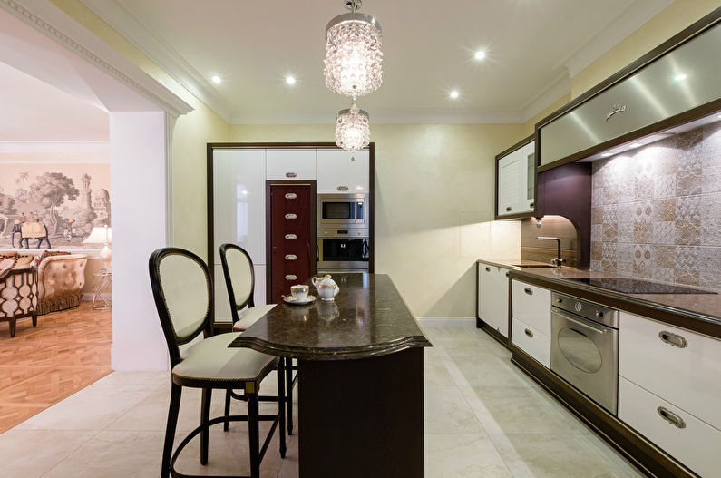 Colonial Style Apartment Design - photo 4