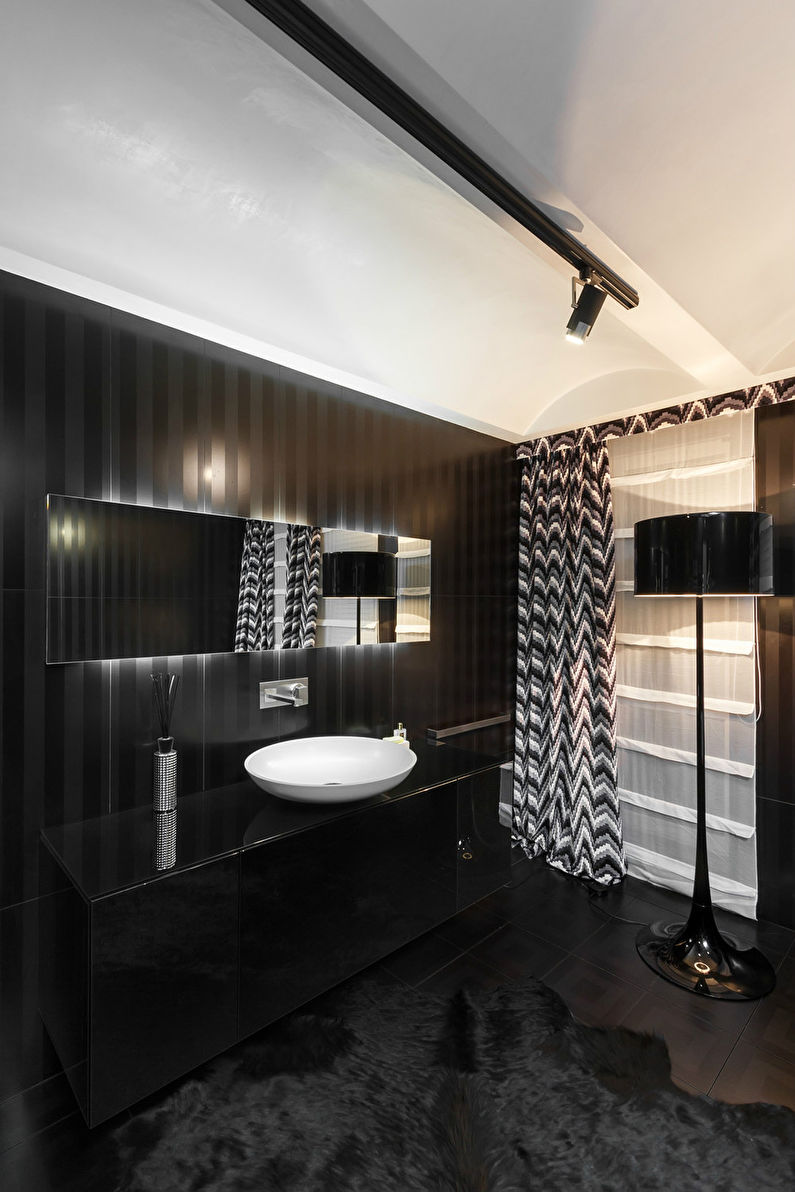 Black Room: Bathroom Interior - photo 5