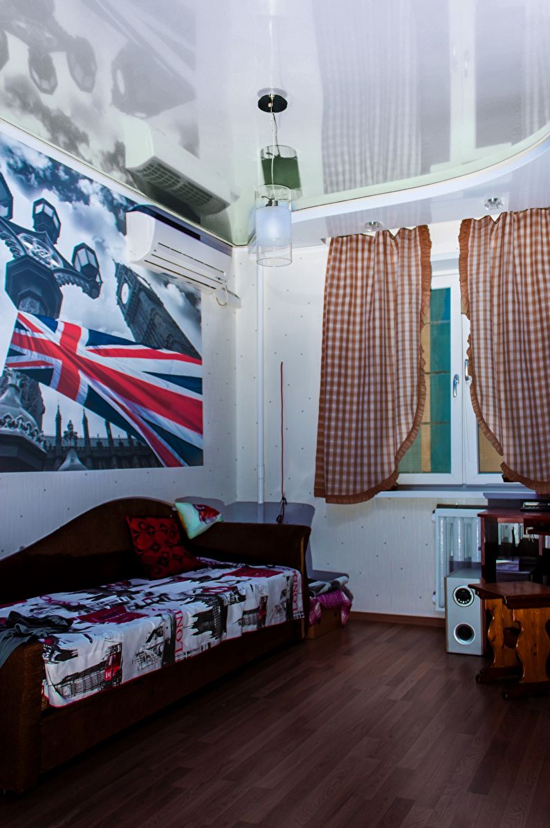 Two-level stretch ceilings in the children's room