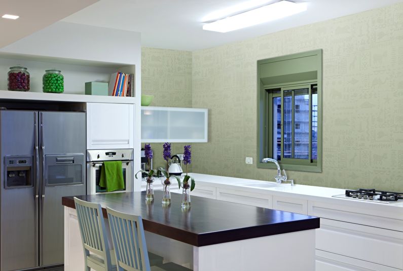 Cullets in the interior of the kitchen
