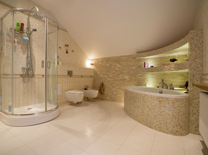 Sandy bathroom, Kharkov