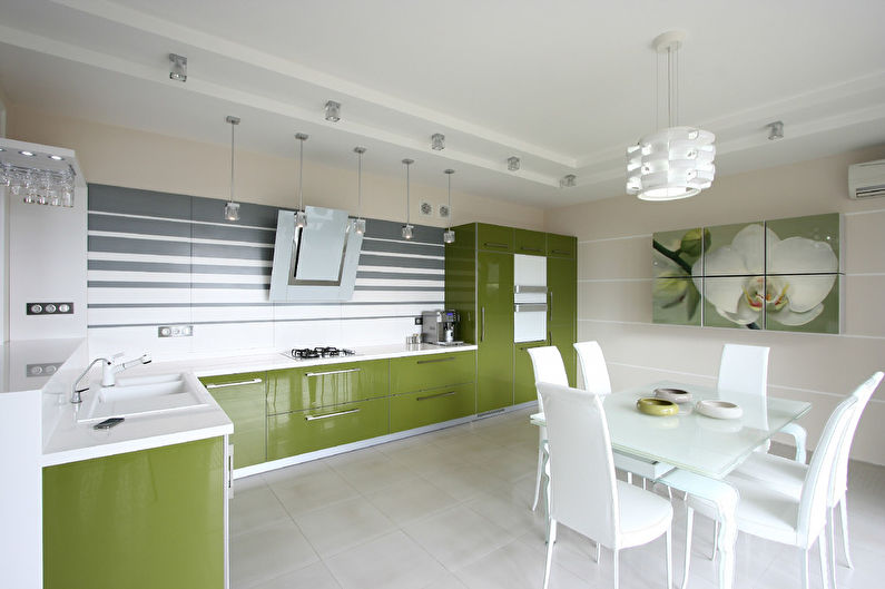 Cuisine “Taste of the White Orchid”