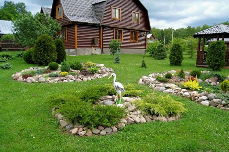 Stone Garden - Flowerbed at the cottage, ideas for landscape design