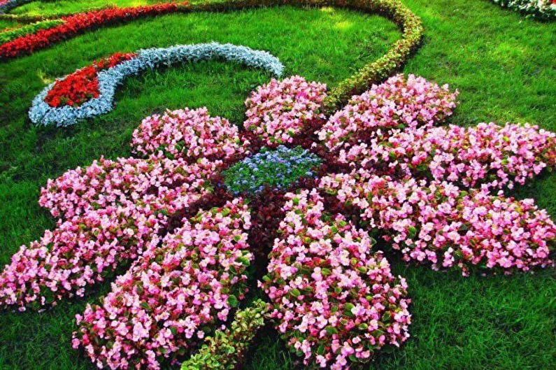 Multidimensional flower beds - Flowerbed at the cottage, ideas for landscape design