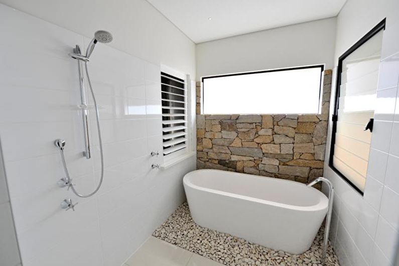 Interior design of a white bathroom - photo