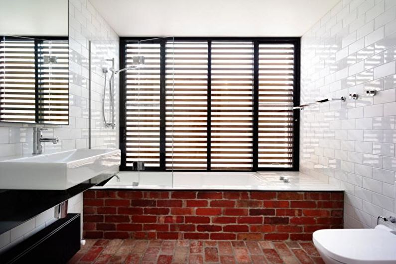 Brick wall in the interior of the bathroom - photo