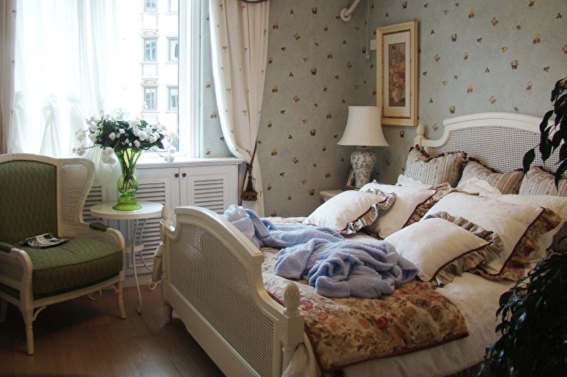 Sypialnia w wiejskim stylu - fotografia wnętrz
