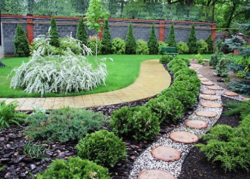 Landscaping of a seasonal dacha: 85 photo ideas