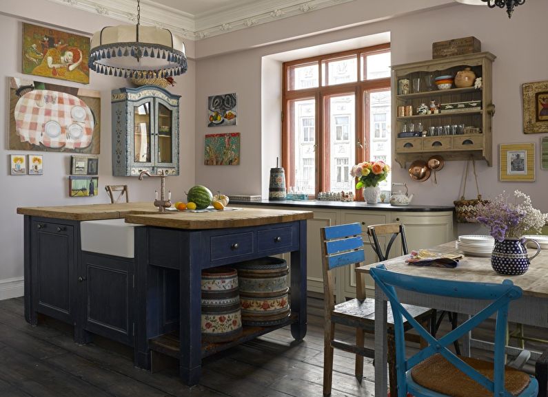 Interior design of kitchen in country style - photo