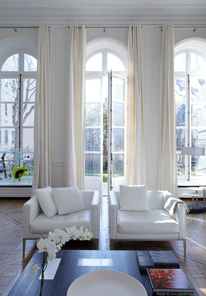 Interior design of a living room in a country house - photo