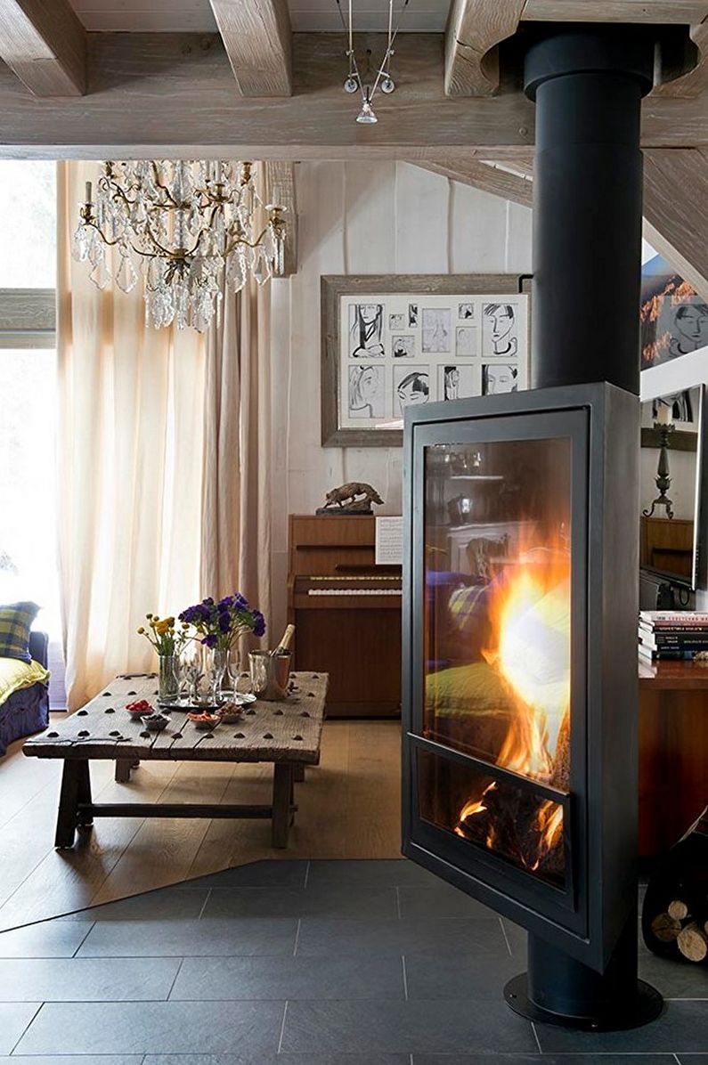 Interior design of a living room in a country house - photo