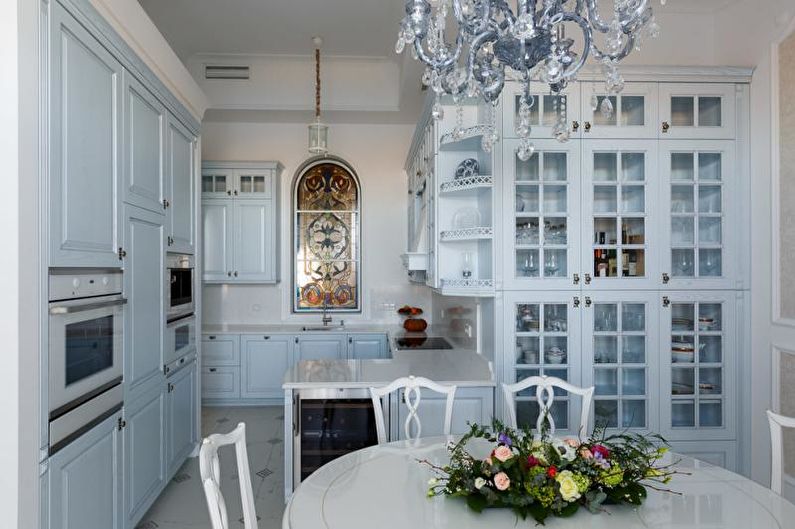 Classic blue kitchen - Interior Design