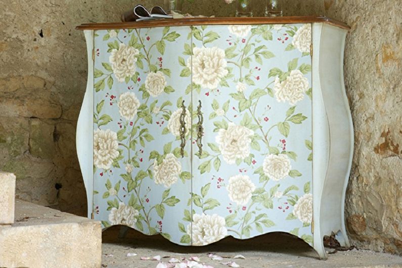 Découpage de poitrine - Découpage de meubles de bricolage