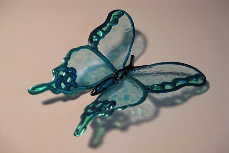 DIY Plastic Bottle Crafts - Butterflies
