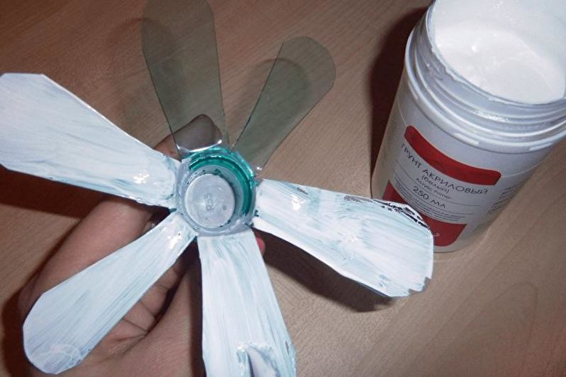 DIY Plastic Bottle Crafts - Curtains & Garlands