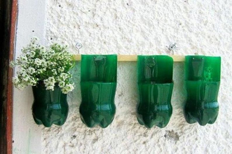 DIY plastic bottle crafts - photo