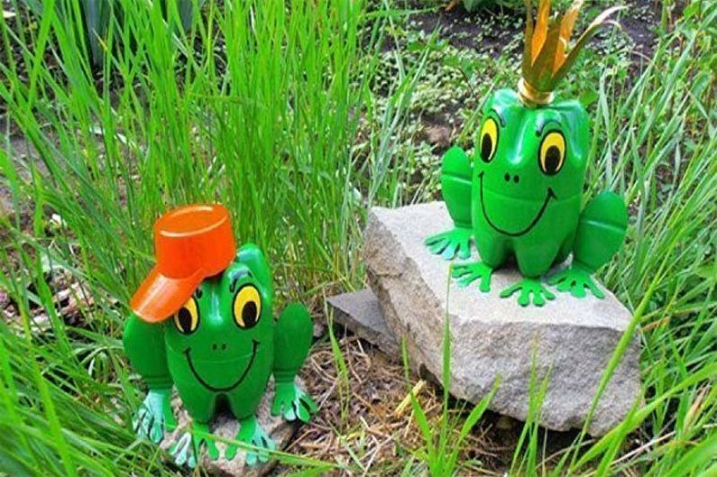 DIY plastic bottle crafts - photo