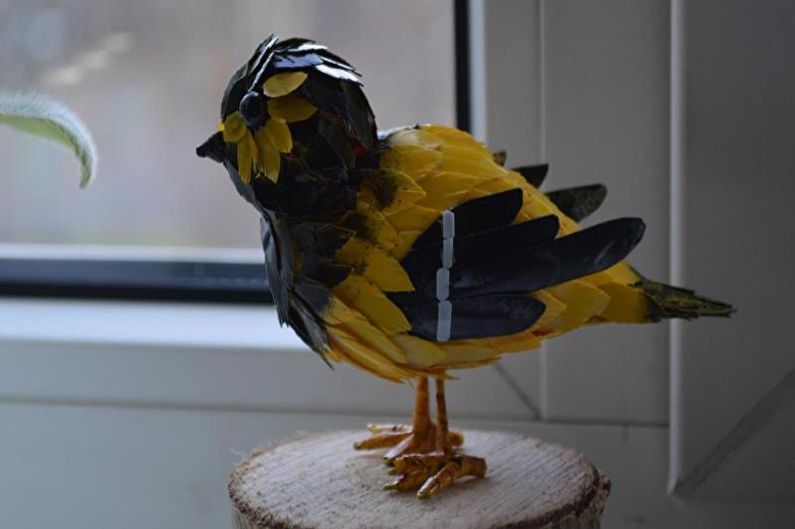 DIY plastic bottle crafts - photo