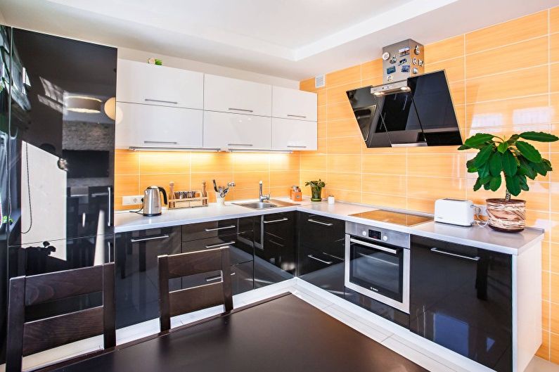 Design d'intérieur de cuisine high-tech - photo