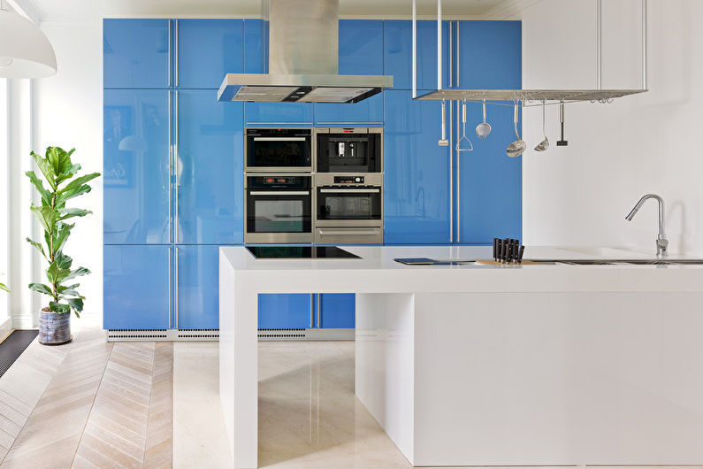 Design d'intérieur de cuisine high-tech - photo