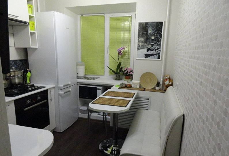 Square small kitchen - interior design