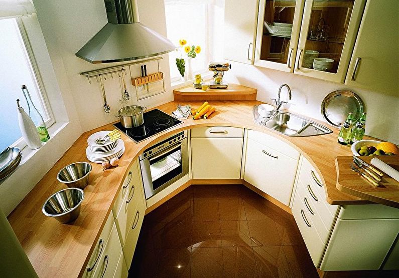 Small kitchen of non-standard shape - interior design