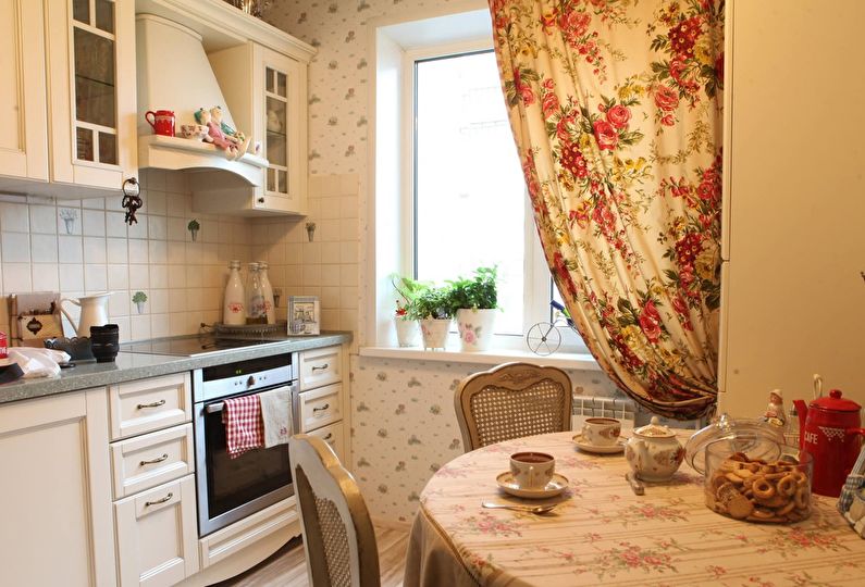 Small Provence style kitchen - interior design