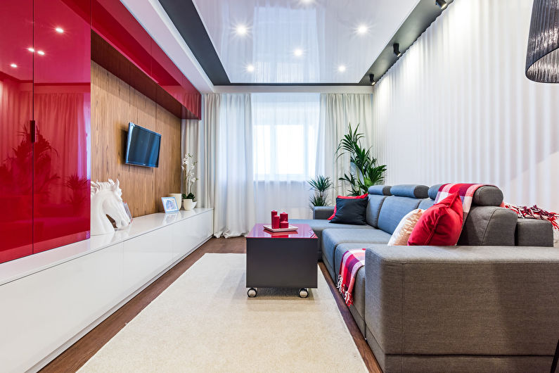 Living room 18 sq.m. - wall decoration