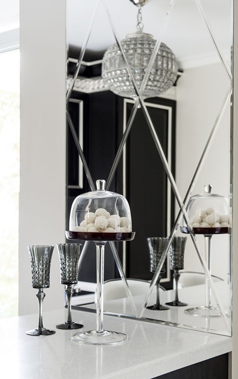 Design of a small apartment in a classic style