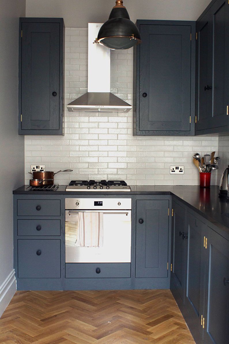 Kitchen design 6 sq.m. - wall decoration