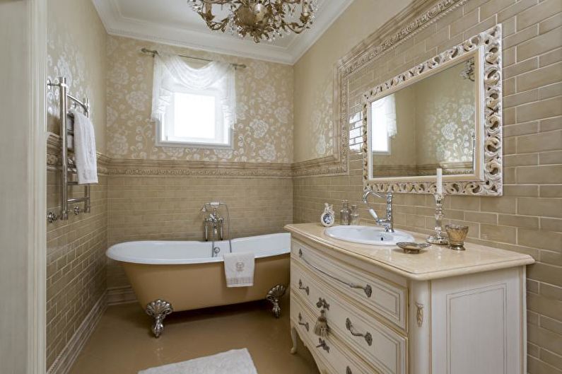 Combination of wallpaper in the bathroom - photo