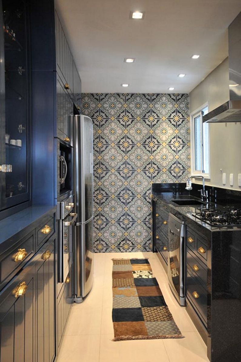 Interior design of a narrow kitchen - photo