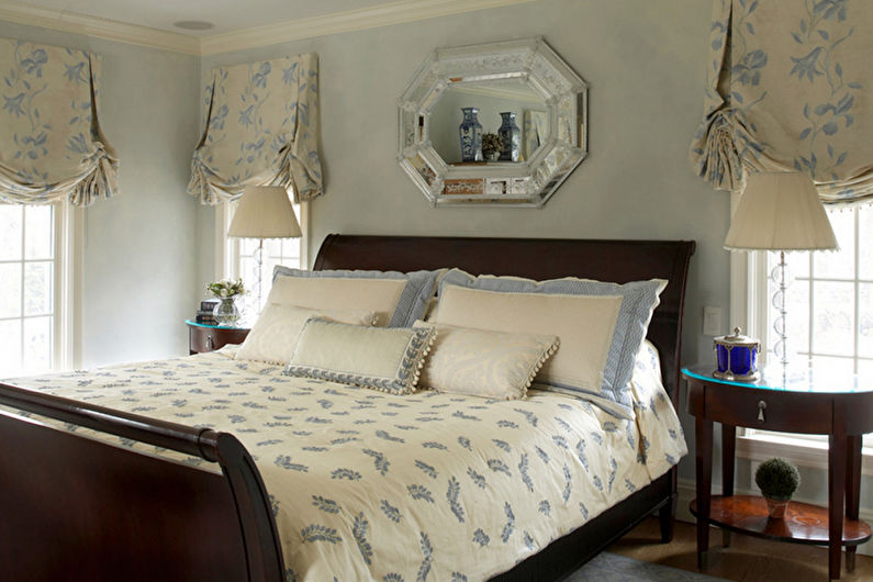 Austrian curtains for a bedroom