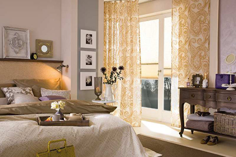 Curtains for a bedroom - photo