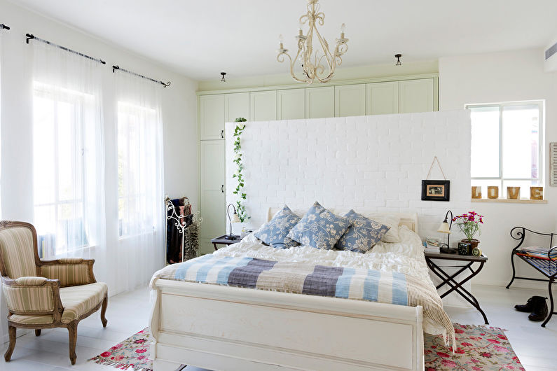 Provence Style Bedroom Design - Floor Finish